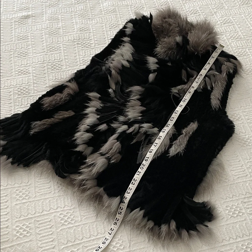 Real genuine knit Fur Trimmed Vest - Picture 8 of 17